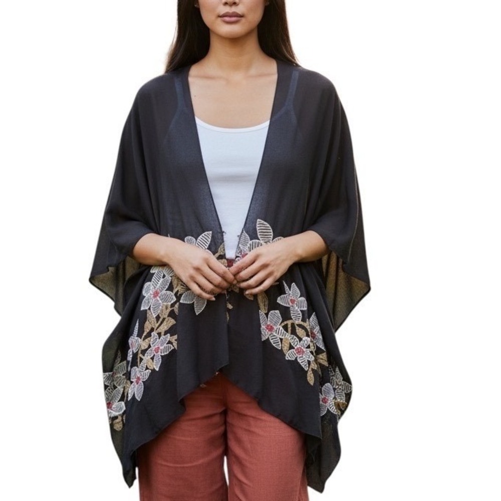 Catherines Quiet‎ Luxury Floral Embroidered Sheer Kimono OneSize Close Front